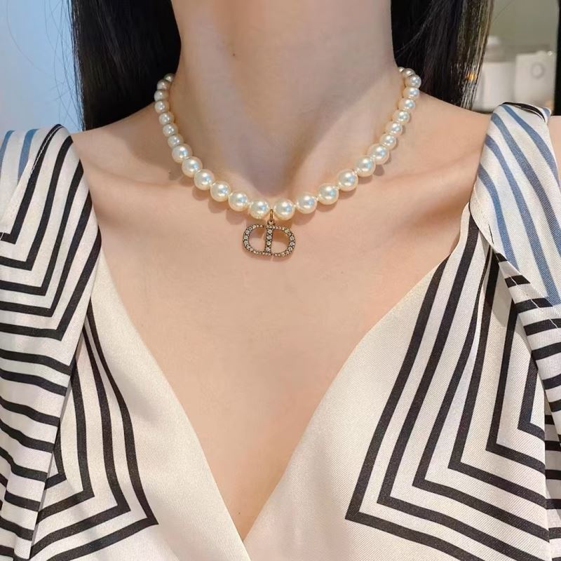 chr1st1an D10r necklaces